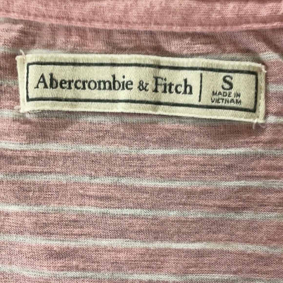 Abercrombie & Fitch Women's  V neck pink and white striped Tee, short sleeves, S - Picture 2 of 5